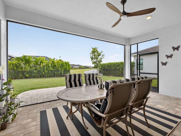 15745 Cresswind Place, Westlake FL 33470
