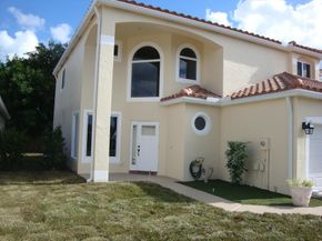 225 Maplewood Lane, Greenacres FL 33463