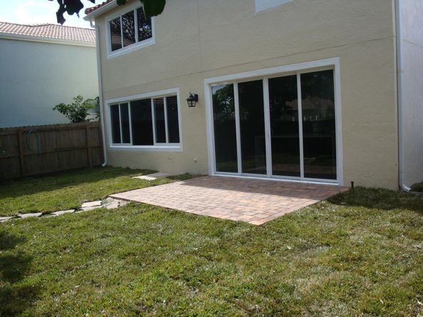 225 Maplewood Lane, Greenacres FL 33463