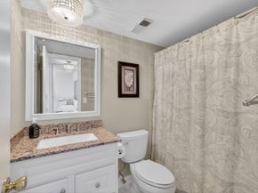505 Spencer Drive 211, West Palm Beach FL 33409