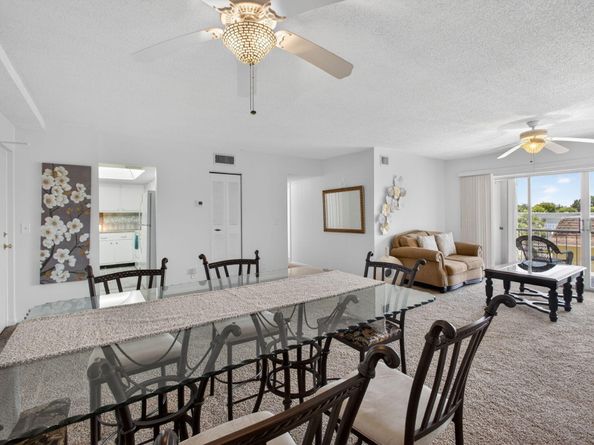 505 Spencer Drive 211, West Palm Beach FL 33409