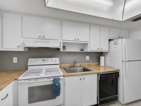 505 Spencer Drive 211, West Palm Beach FL 33409