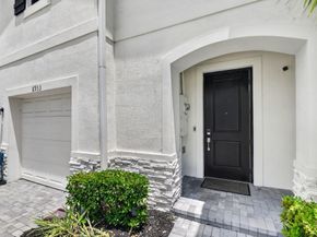 6933 N Harbours Edge Avenue, Lake Worth FL 33467