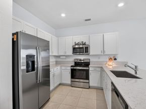 6933 N Harbours Edge Avenue, Lake Worth FL 33467