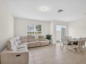 6933 N Harbours Edge Avenue, Lake Worth FL 33467