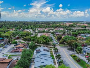 4003 W Woodscape Drive 2k, Miramar FL 33023
