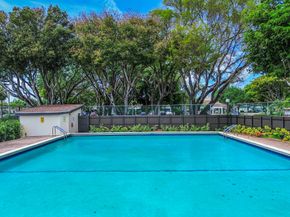 4003 W Woodscape Drive 2k, Miramar FL 33023