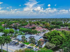 4003 W Woodscape Drive 2k, Miramar FL 33023