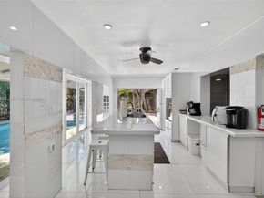 5451 NE 22nd Avenue, Fort Lauderdale FL 33308