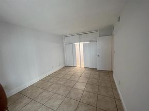7851 Dunham Boulevard 4, Miami FL 33138