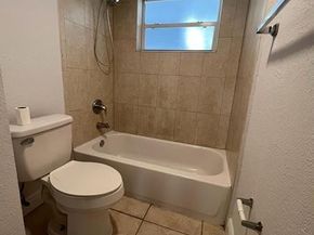7851 Dunham Boulevard 4, Miami FL 33138