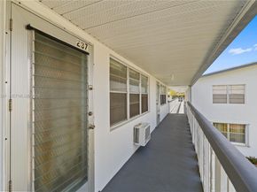 237 Camden J 237 237, West Palm Beach FL 33417