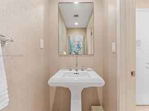 551 N Fort Lauderdale Beach Boulevard R1803 R1804, Fort Lauderdale FL 33304