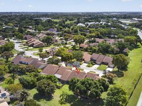 11894 Donlin Drive, Wellington FL 33414