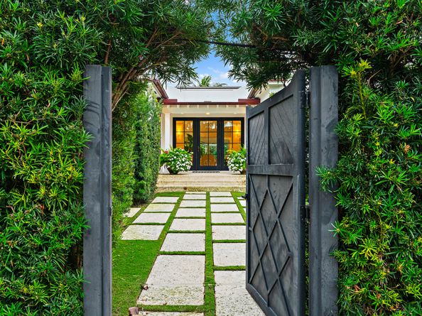 160 Chilean Avenue, Palm Beach FL 33480