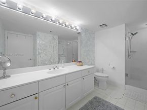 3598 Yacht Club Drive 1204, Aventura FL 33180