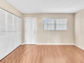 620 Tennis Club Drive 306, Fort Lauderdale FL 33311