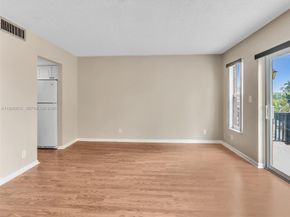 620 Tennis Club Drive 306, Fort Lauderdale FL 33311