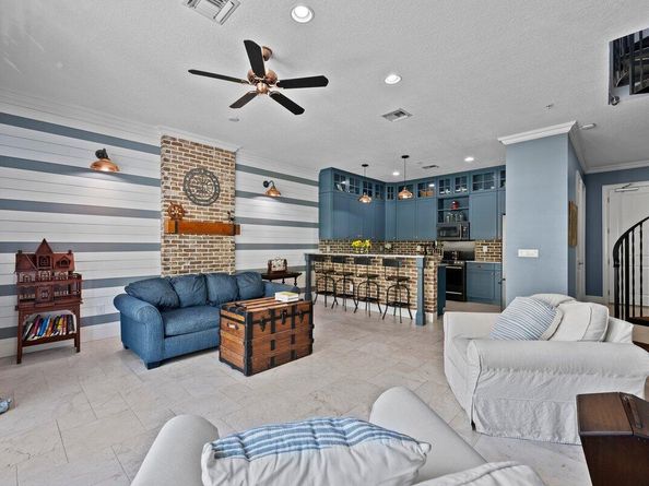 12 SE 1st Avenue 302, Delray Beach FL 33444