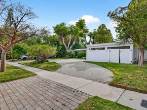 1935 SE 25th Avenue, Fort Lauderdale FL 33316