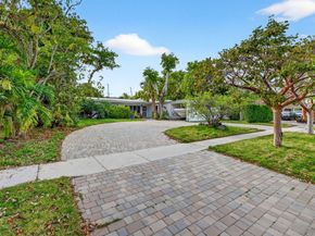 1935 SE 25th Avenue, Fort Lauderdale FL 33316