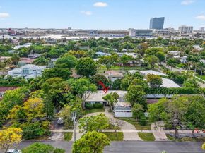 1935 SE 25th Avenue, Fort Lauderdale FL 33316