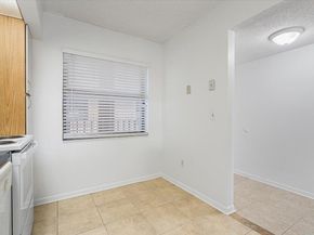 896 N Federal Highway 322, Lantana FL 33462