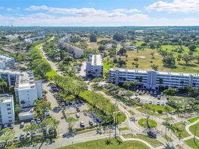 6661 NW 2nd Avenue 304, Boca Raton FL 33487