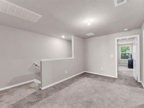 5659 Enclave Dr, Mangonia Park FL 33407