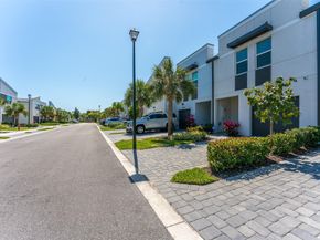 5659 Enclave Dr, Mangonia Park FL 33407