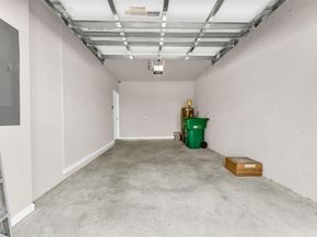 5659 Enclave Dr, Mangonia Park FL 33407