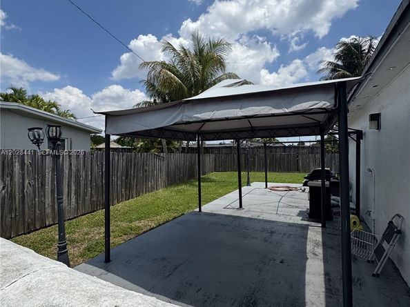 5701 SW 117th Avenue, Miami FL 33183