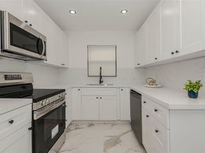 537 S 29th Court, Hollywood FL 33020