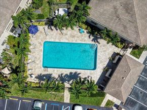 2965 NE 8th Terrace 101, Oakland Park FL 33334