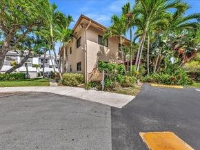 2965 NE 8th Terrace 101, Oakland Park FL 33334