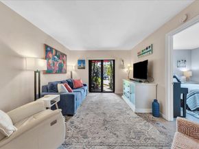2965 NE 8th Terrace 101, Oakland Park FL 33334