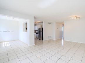 421 NE 1st Street 101, Hallandale Beach FL 33009