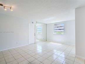 421 NE 1st Street 101, Hallandale Beach FL 33009