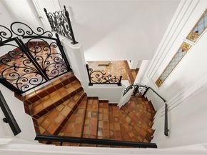 5860 Pine Tree Drive, Miami Beach FL 33140