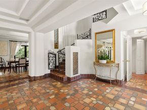 5860 Pine Tree Drive, Miami Beach FL 33140