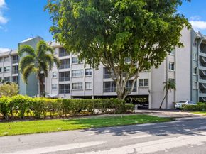 505 Spencer Drive 309, West Palm Beach FL 33409
