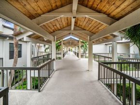 830 Greensward Court 206h, Delray Beach FL 33445