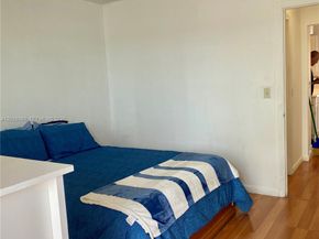 820 SW 11th Avenue 15B, Hallandale Beach FL 33009