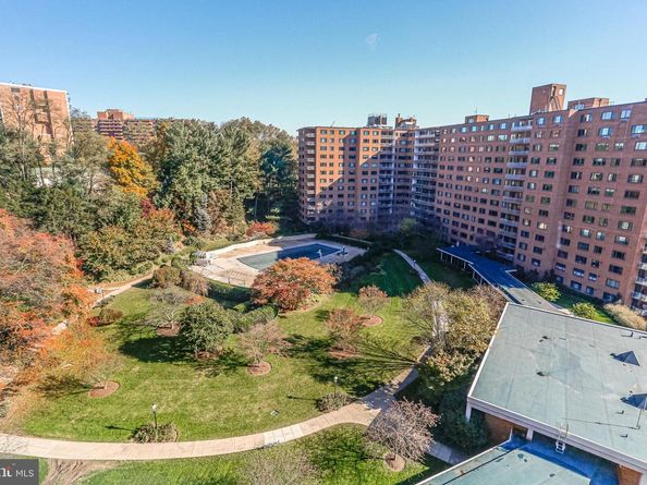 4201 Cathedral Avenue NW 212E, Washington DC 20016