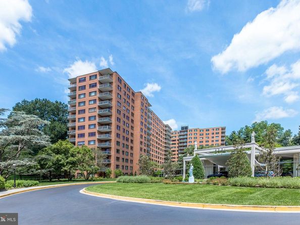 4201 Cathedral Avenue NW 212E, Washington DC 20016