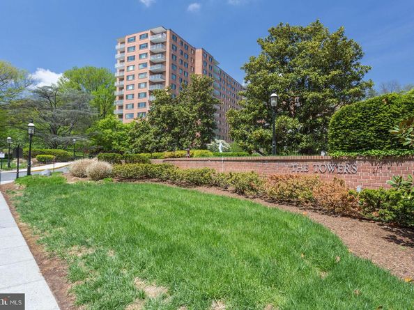 4201 Cathedral Avenue NW 212E, Washington DC 20016