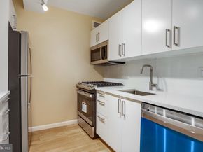 4201 Cathedral Avenue NW 212E, Washington DC 20016