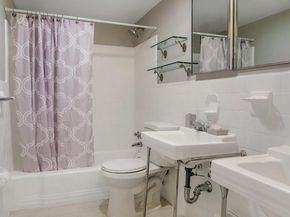 4201 Cathedral Avenue NW 212E, Washington DC 20016