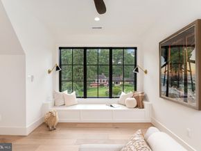 5950 Woodacre Court, Mclean VA 22101