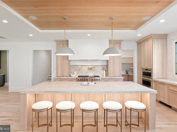 5950 Woodacre Court, Mclean VA 22101